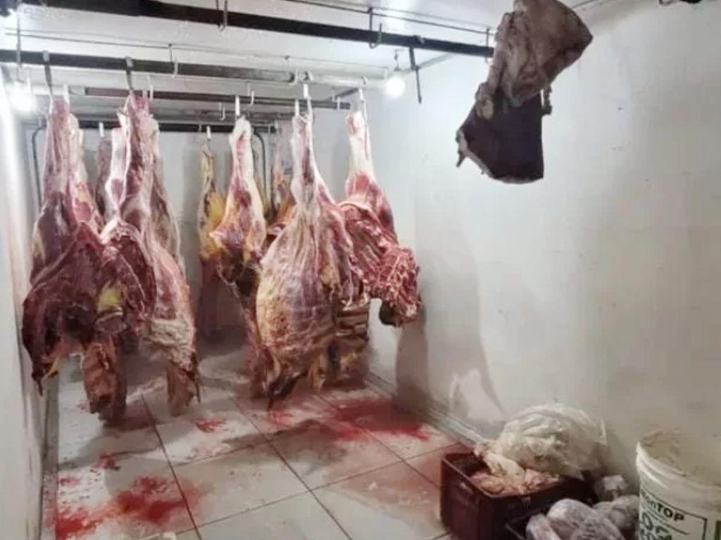 Proprietário de abatedouro clandestino é detido por venda de carne imprópria para consumo