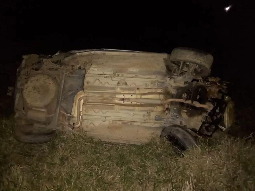 Jovem sofre ferimentos graves em acidente de carro na BR-259