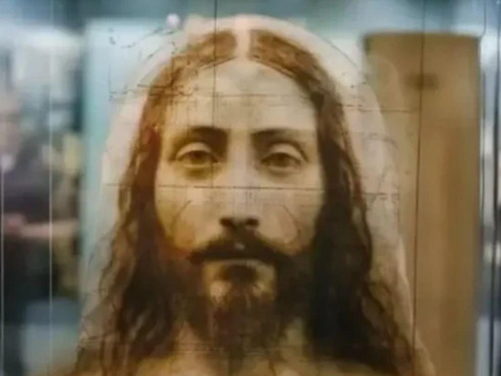 Pesquisadores usam IA para revelar possível rosto de Jesus Cristo a partir do Santo Sudário